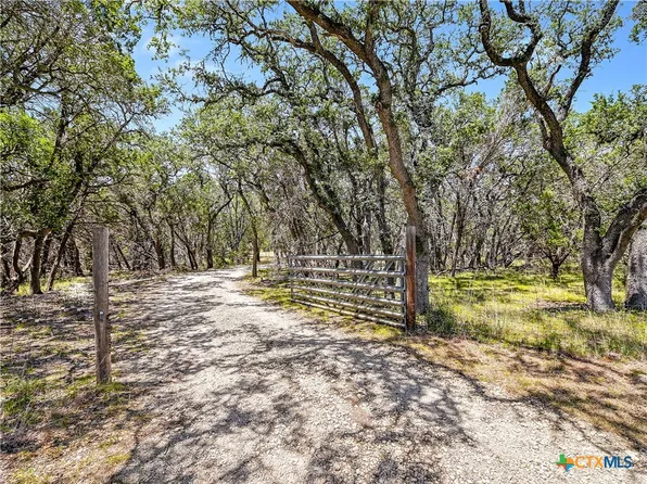 810 Sandy Point Rd, Wimberley, TX 78676