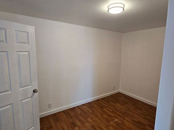 4th image of 2439 Sherman Ave #8
