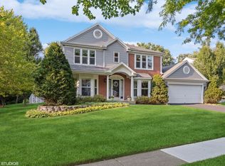 966 Ridgewood Dr, Cary, IL 60013