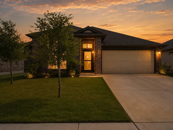 206 Canadian River Trl, Hutto, TX 78634