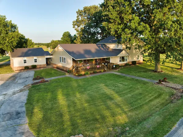 2943 Highway Yy, La Russell, MO 64848