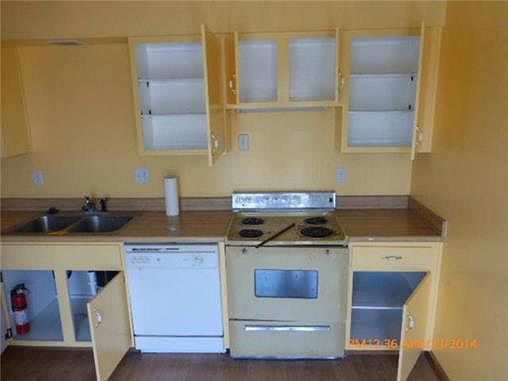 5th image of 6146 E 127th St