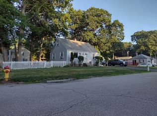 4 Fuller Rd, Attleboro, MA 02703