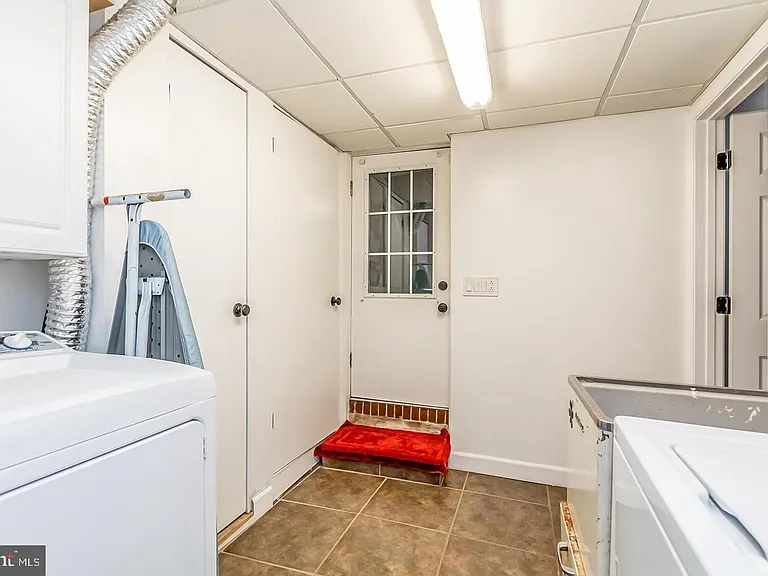 335 Drew St #1 — Photo 19