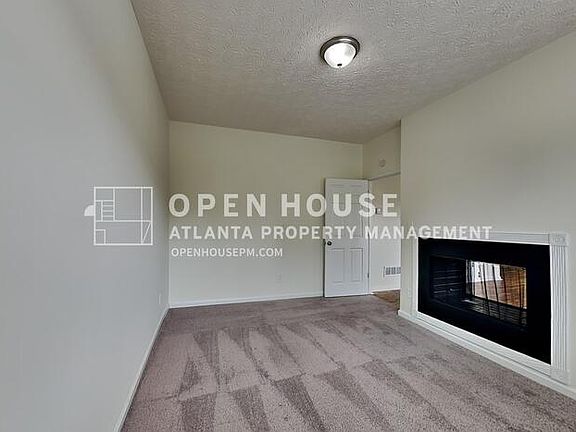 5th image of 147 Ancient Oaks Way