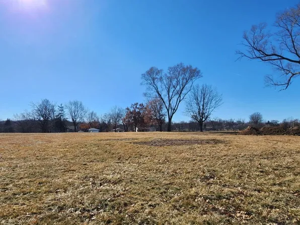 5628 SE 14th Pl, Pleasant Hill, IA 50327