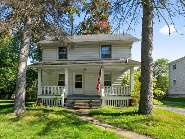 4521 Logan Way, Hubbard, OH 44425