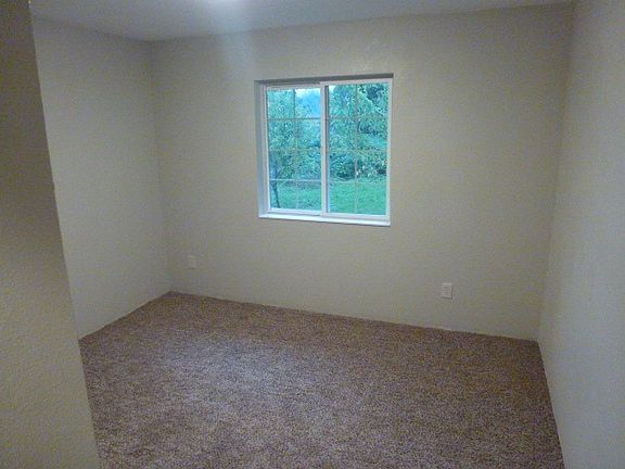 4th image of 7314 N Superior Ave