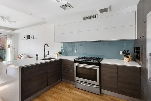 Sold by Douglas Elliman | media 6