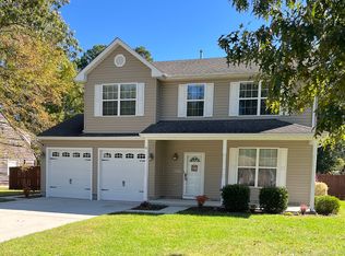 1206 Dewberry Ln, Norfolk, VA 23502