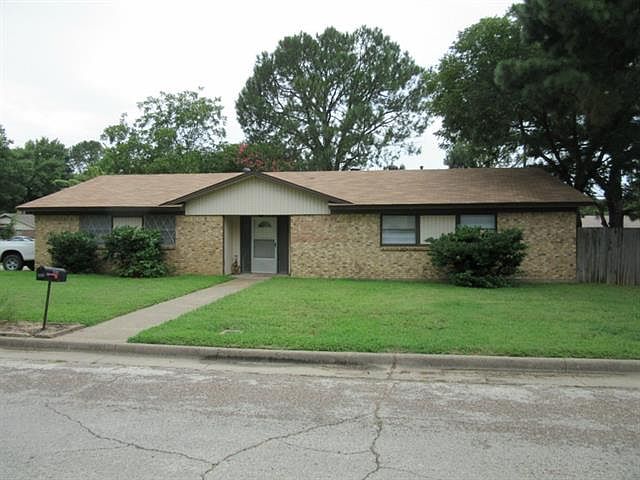 1st image of 2508 Zapata Dr