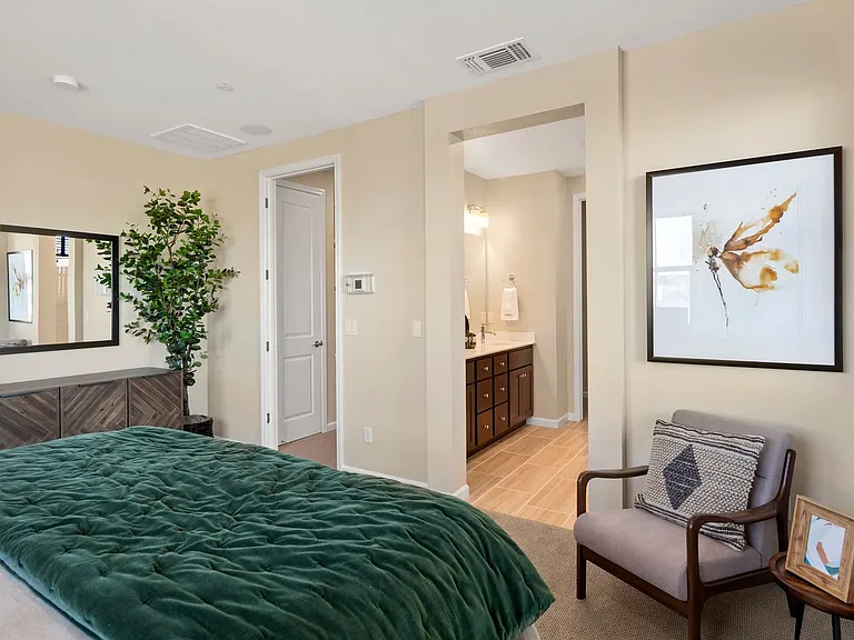 Spacious Townhomes in Provence at Natomas — Photo 32