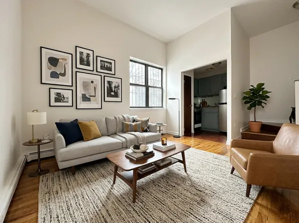 94 Havemeyer Street image 1 of 6