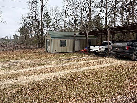 2nd image of 594 Arthur Frusha Rd