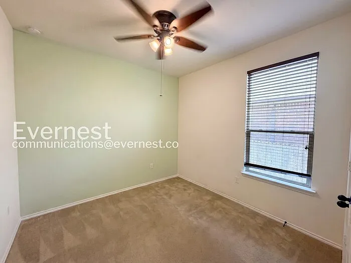1705 Garamond Ln — Photo 8