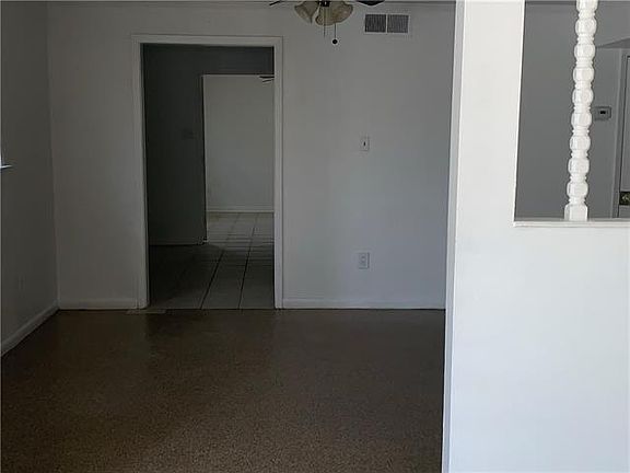 5th image of 3007 Magellan St