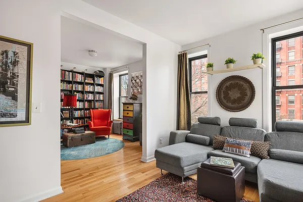 Sold by Compass | media 10