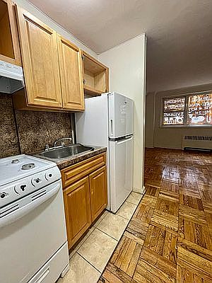 2nd image of 166-11 Highland Ave #2J