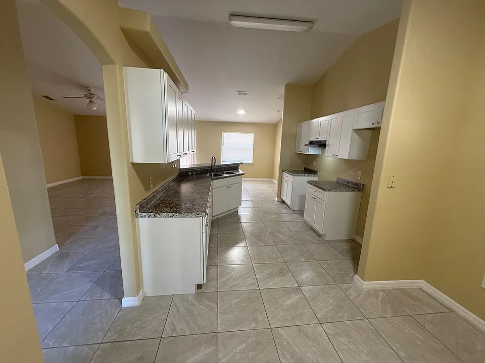 1408 Orlando Pl
