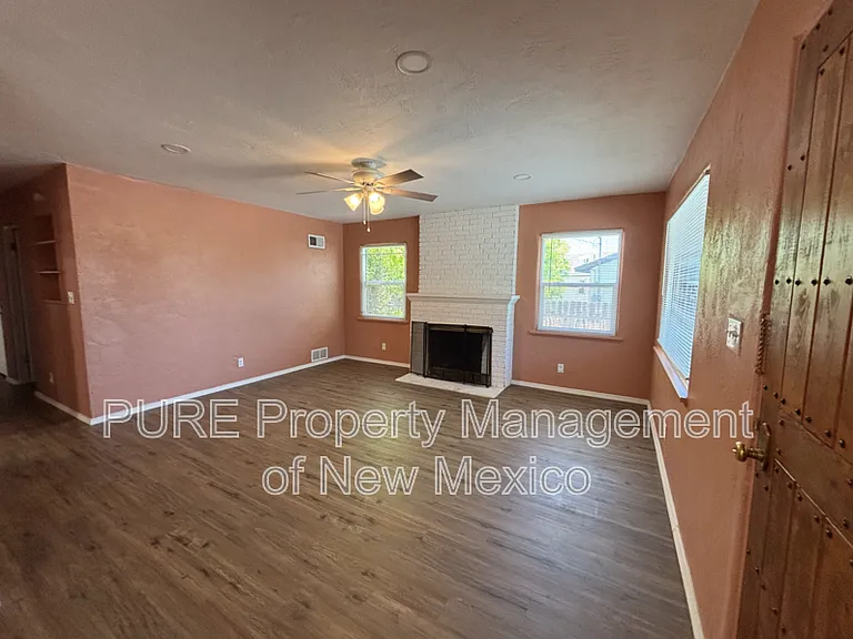 1104 Acoma Pl — Photo 11