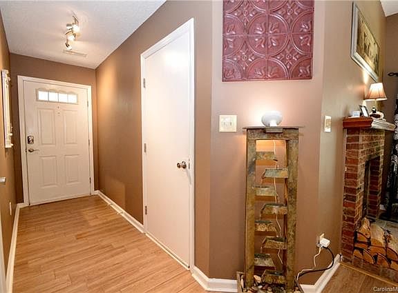 2nd image of 8927 Chesham Dr