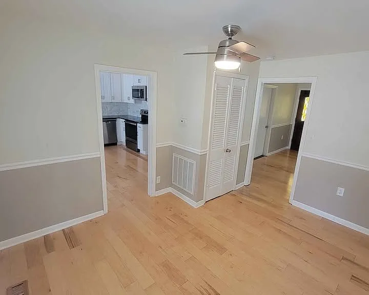 210 Peachtree St — Photo 13