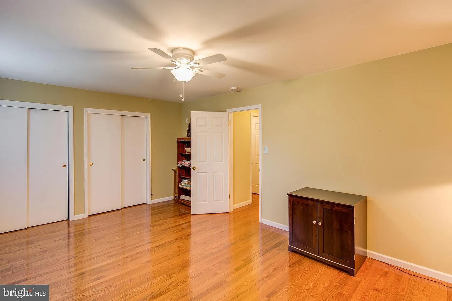 2 bed, 2.5 bath, 2264 sqft, $3,000 — Photo 3