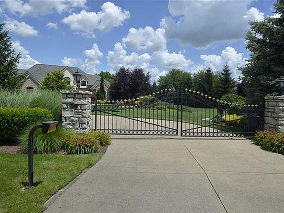 2nd image of 4768 Tillinghast Ct