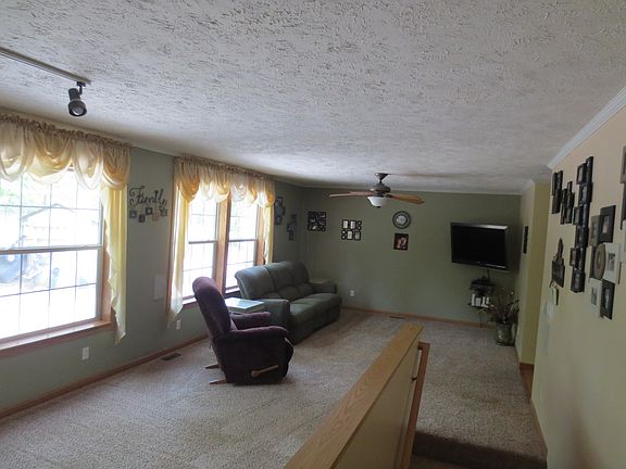 Family Room/Office 13.5x29.5