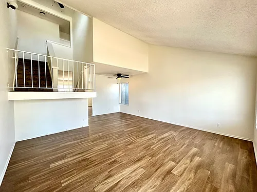 2871 Wardlow Ave Photo 1