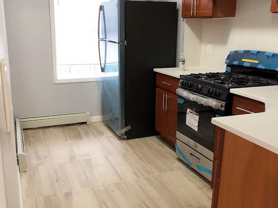 1st image of 7110 Fort Hamilton Pkwy APT 3
