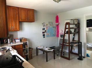2221 Hoonanea St #B, Honolulu, HI 96822