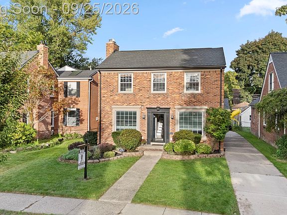 3rd image of 200 N Melborn St