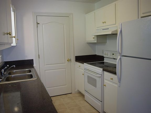 5th image of 1830 Lucille Ln
