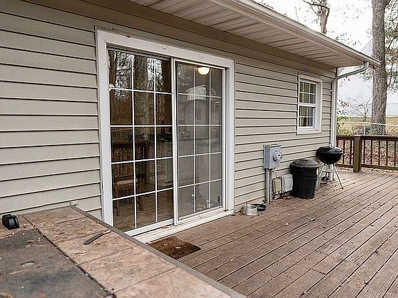 4th image of 265 N Gate St