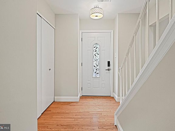 2nd image of 5014 Tibbitt Ln