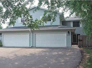 3462 Cloman Way E, Inver Grove Heights, MN 55076