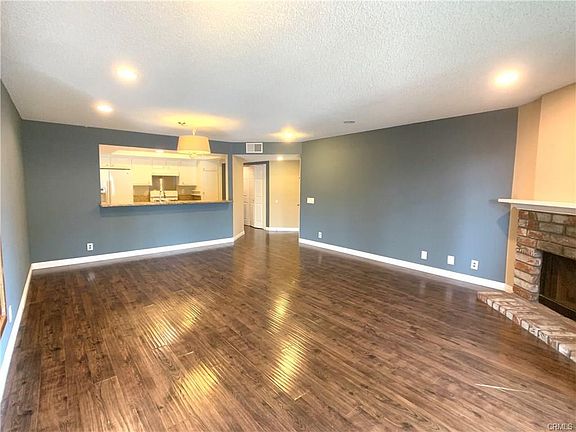 3rd image of 1690 Bridgeport