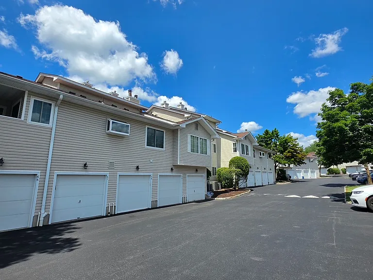 70 Academy Ct — Photo 6