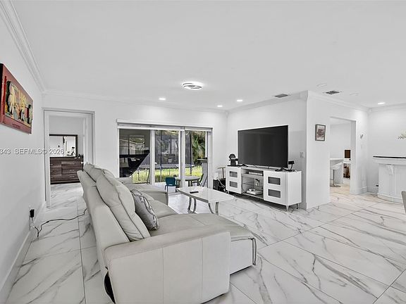 3rd image of 9280 SW 55th Ct