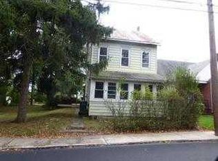 117 Berks St, Stowe, PA 19464