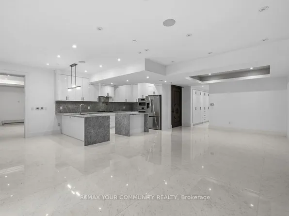 217 Churchill Ave, Toronto, ON M2R 1E2