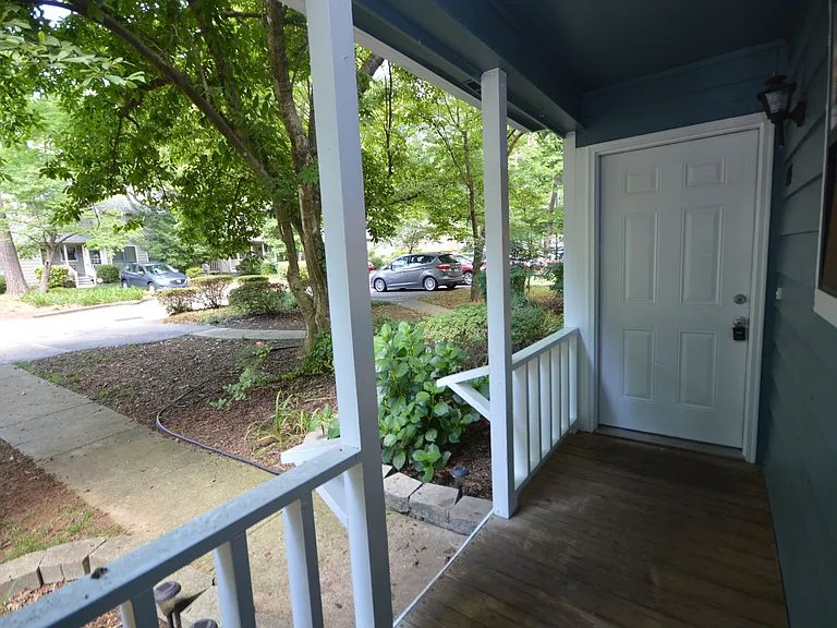 616 Applecross Dr — Photo 4