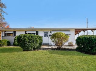 2270 Rivoli Pl, Florissant, MO 63031