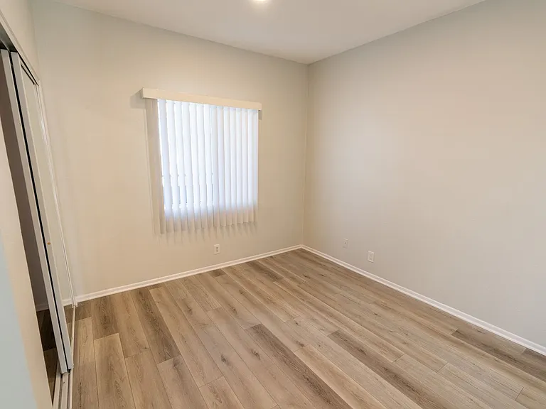 14900 Moorpark Street — Photo 53