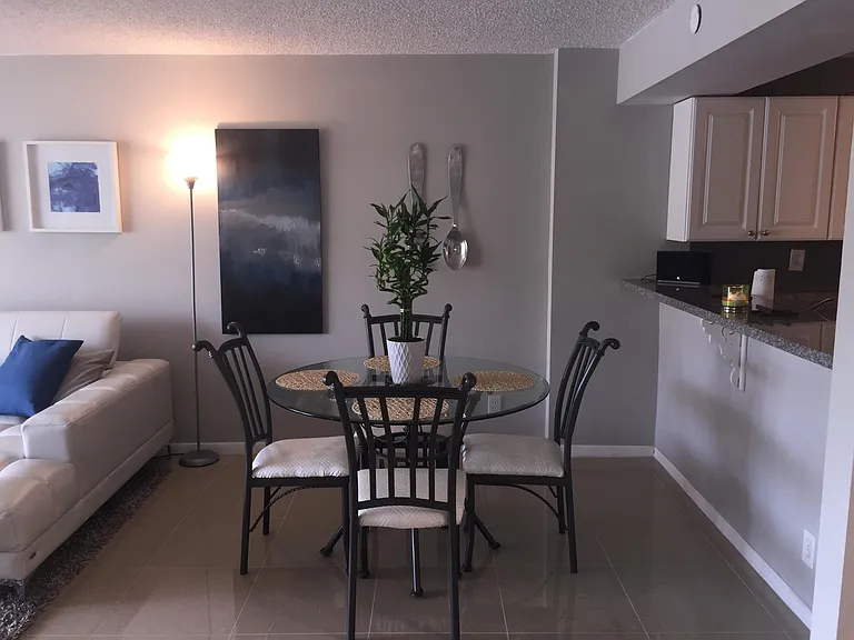 10 Royal Palm Way #2030 — Photo 9