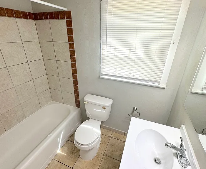 104 Cushing St #104 — Photo 12