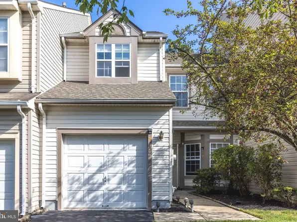 5 Dunston Ln, Robbinsville, NJ 08691