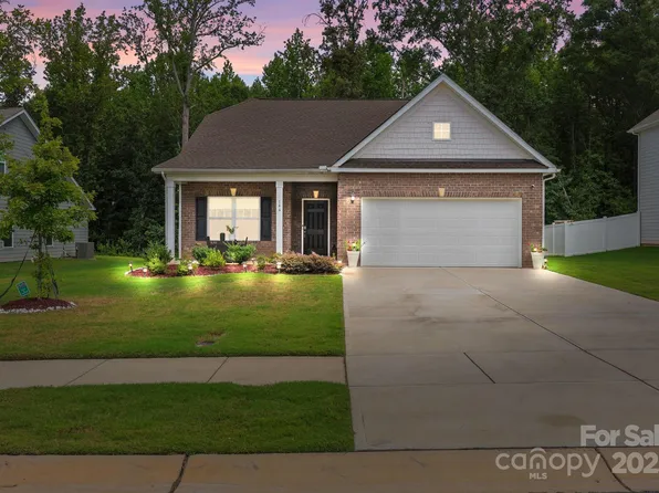 146 Park View Dr, Stanfield, NC 28163