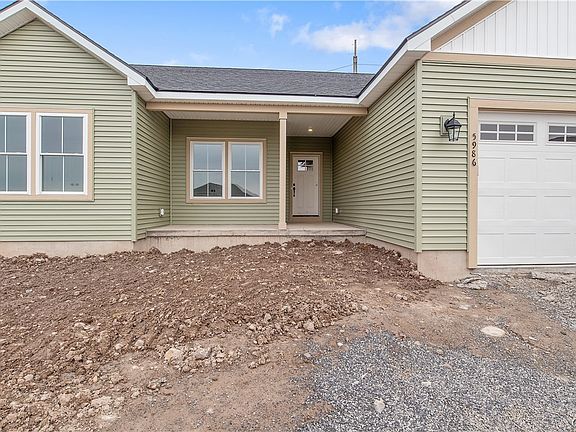 2nd image of 5105 Forest Ridge Dr